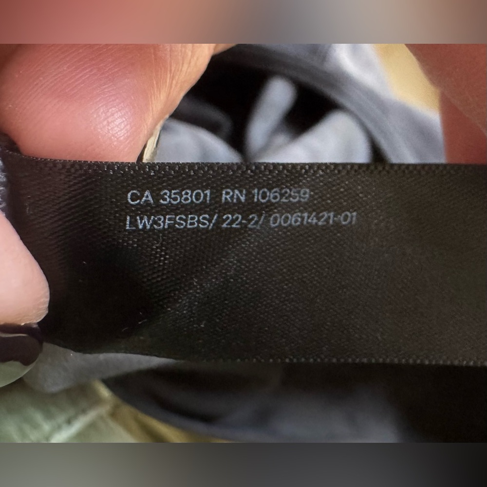 Lululemon Black Swiftly Top - Just like new - Picture 5 of 5